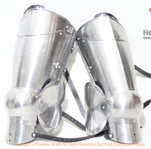 15th century medieval leg armor with cuisse and poleyn