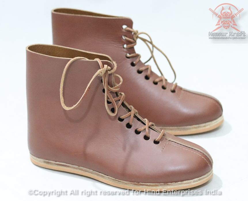 roman closed toe leather boots calcei
