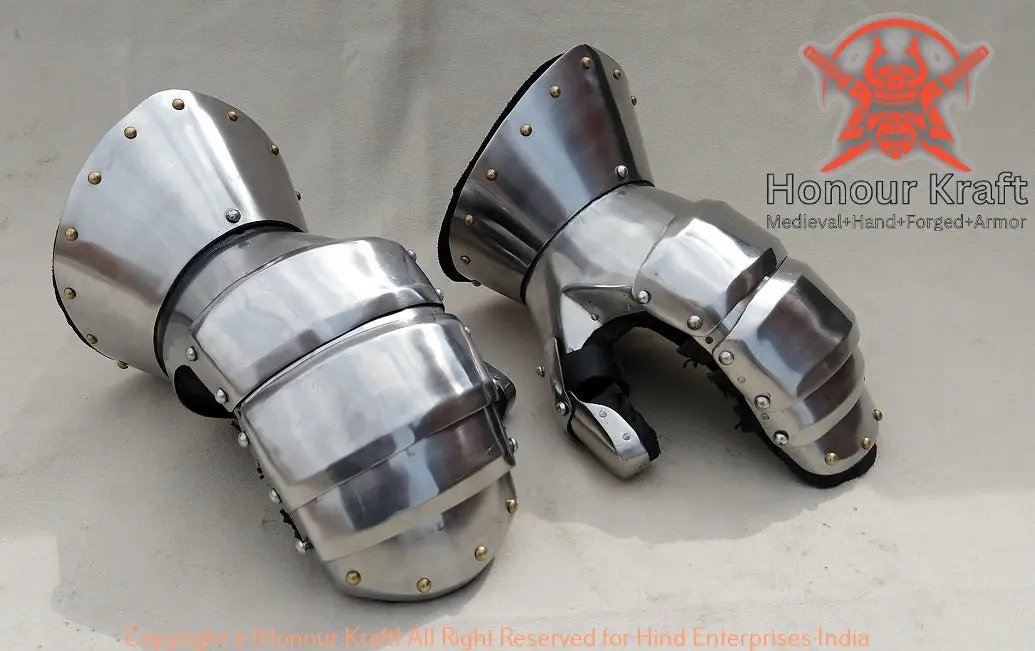 HMB combat plate gauntlets hand protection
stainless steel mitten gauntlets for fighters