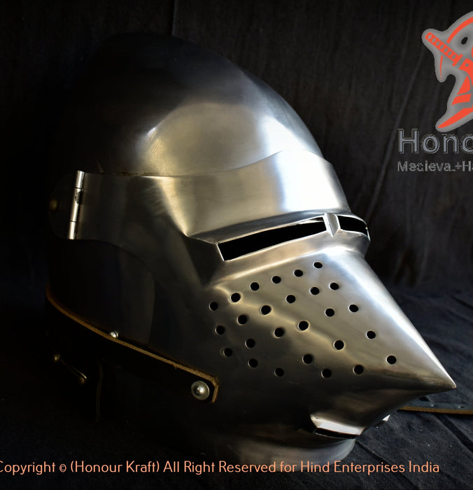 Historical Houndskull Helmet Armor inspired by 14th century medieval knight equipment.