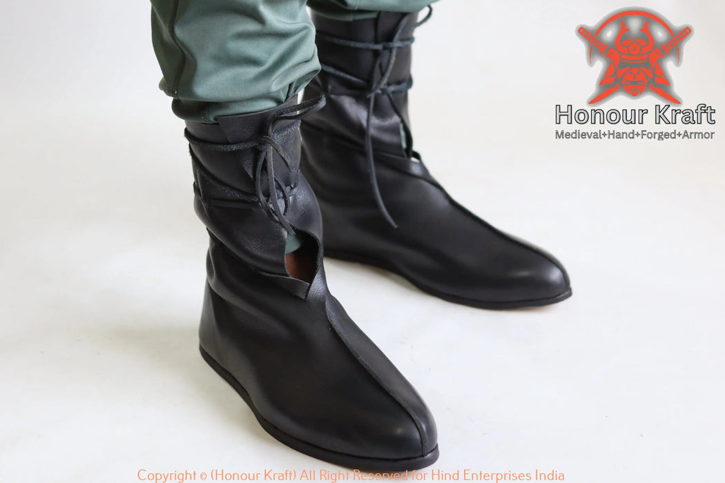 Medieval viking oseberg shoes leather construction