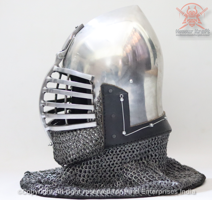 professional buhurt helmet with padded liner