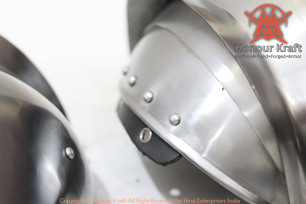 Custom gothic pauldron armor for medieval combat