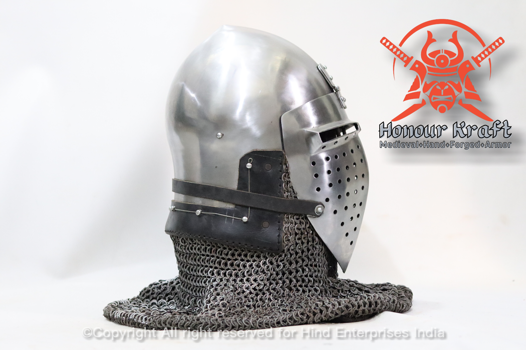 Authentic medieval Klappvisor visor bascinet for live combat

Steel Nuremberg Klappvisor helmet designed for Buhurt battles