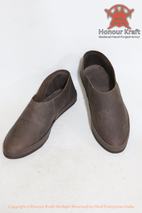 historical medieval footwear haithabu style