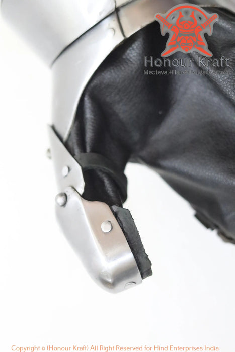 reenactment Tristan gauntlets for buhurt
high-impact Tristan mitten armor