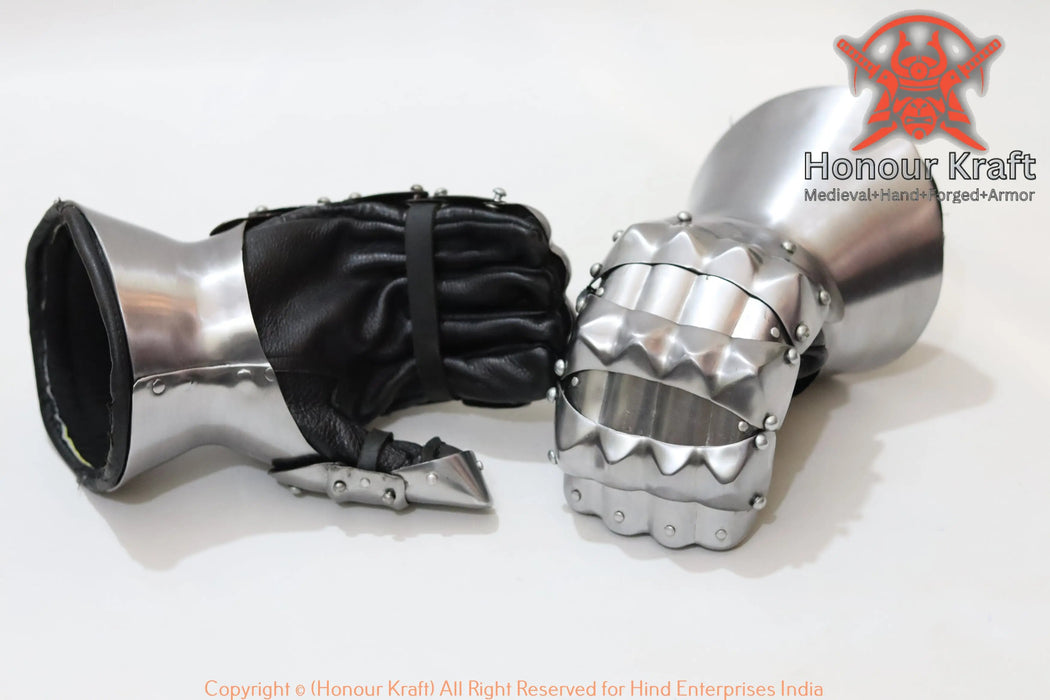 plated mitten gauntlets for full-contact buhurt
flexible segmented steel mittens for fighters
