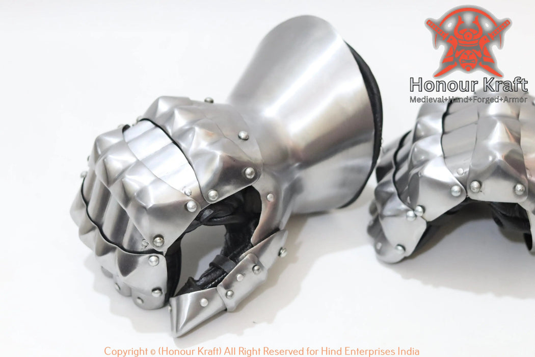 SCA combat mitten gauntlets segmented plates
handcrafted katterpillar steel hand armor