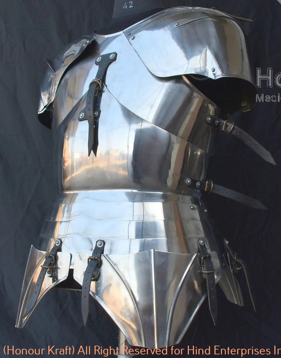 Cuirass armor with shoulder pauldrons SCA