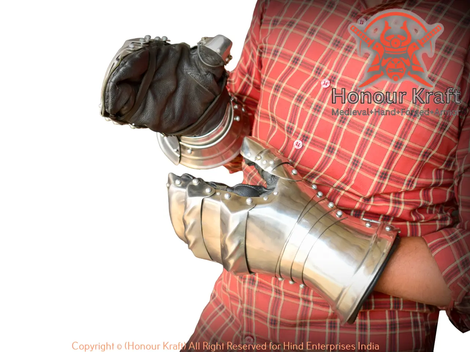 padded mobility gauntlet hand armor for SCA